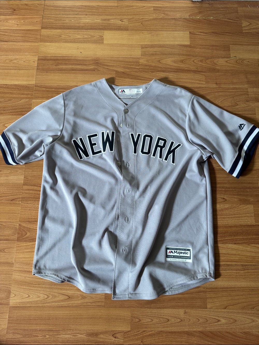 New York Yankees Derek Jeter Retro 2000’s Majestic Road Jersey
